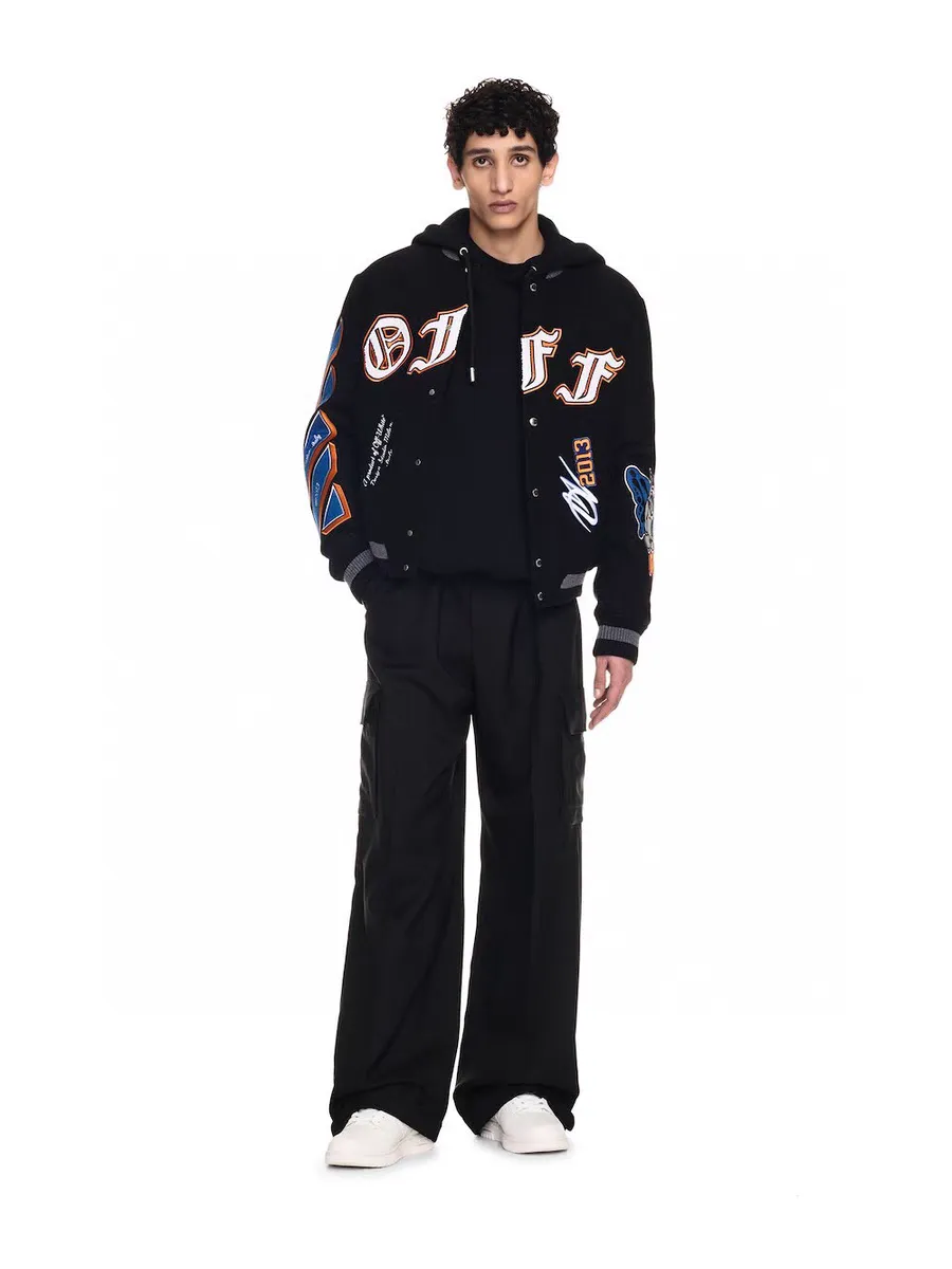 ♻️💯Reference model picture for the upper body❤️Top tested version off white Heavy embroidery patchwork leather high temperature hot crystal diamond baseball uniform male and female couple star same style (⚠ Original button molding and customization, patch embroidery and color matching) Original packaging and original label🔍 Full set of accessories customized, packaging elevators are purchased from the original factory, all hardware parts are molded and customized, and the fabric color components are restored one to one The fabric is made of 65% wool, 15% natural silk, 10% spandex and 10% velvet, mixed and custom-woven. The total weight is more than 900 grams! And the most important thing is its color fastness, it will never fade! -The embroidery uses an imported towel embroidery machine. Each pattern is first embroidered on the fabric, and then engraved with an infrared laser, and then fixed with a sewing machine. The whole garment is labeled in many places, one is flat embroidered, and the large pattern on the back is directly embroidered on it. This dress has 4 different embroidery techniques⚠ -The sleeves are all made of two-layer pebbled fabric, which is processed, shaped, colored, washed, and the texture retains the original grain structure! Thick, plump and round! -The processing technology is extremely complex, the pieces are neatly spliced ​​and aligned, and the entire garment has precise wiring density. Gender-neutral style. Loose version. Self-conscious quality control. Details determine success or failure. Size: S M L XL P: 680